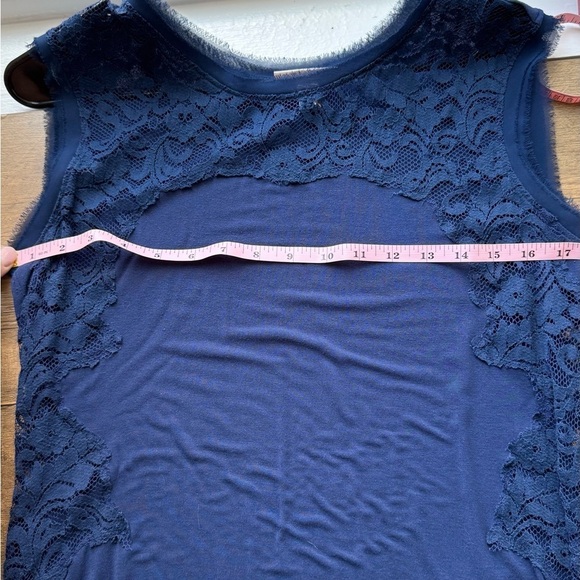 Alberta Ferretti Navy Blue Lace Sleeveless Top size M - Picture 5 of 6